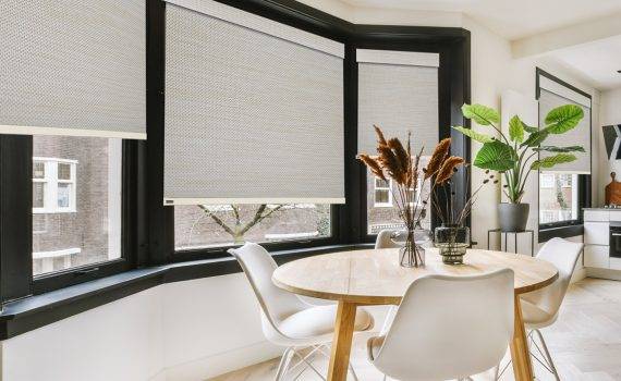 1440-x-1200_RIGHT_BayWindow-F